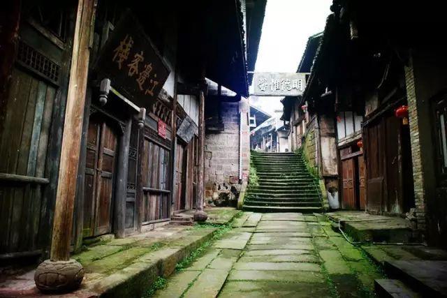 逃离废弃楼层4